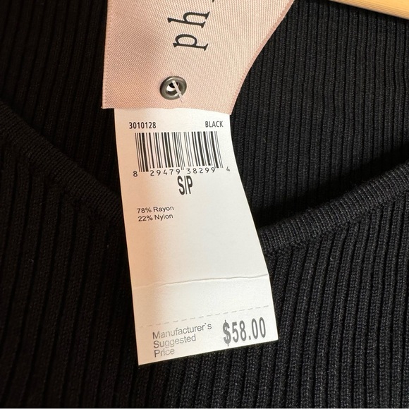 New Philosophy Small Black
Top - Picture 4 of 9